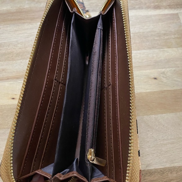 NWOT! Leopard wallet - Picture 2 of 3